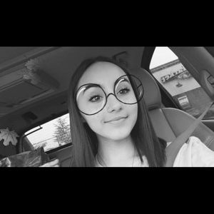 Meet your Posher, Karson